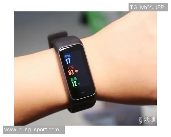 运动手环助力足球训练提升表现与健康管理的完美结合